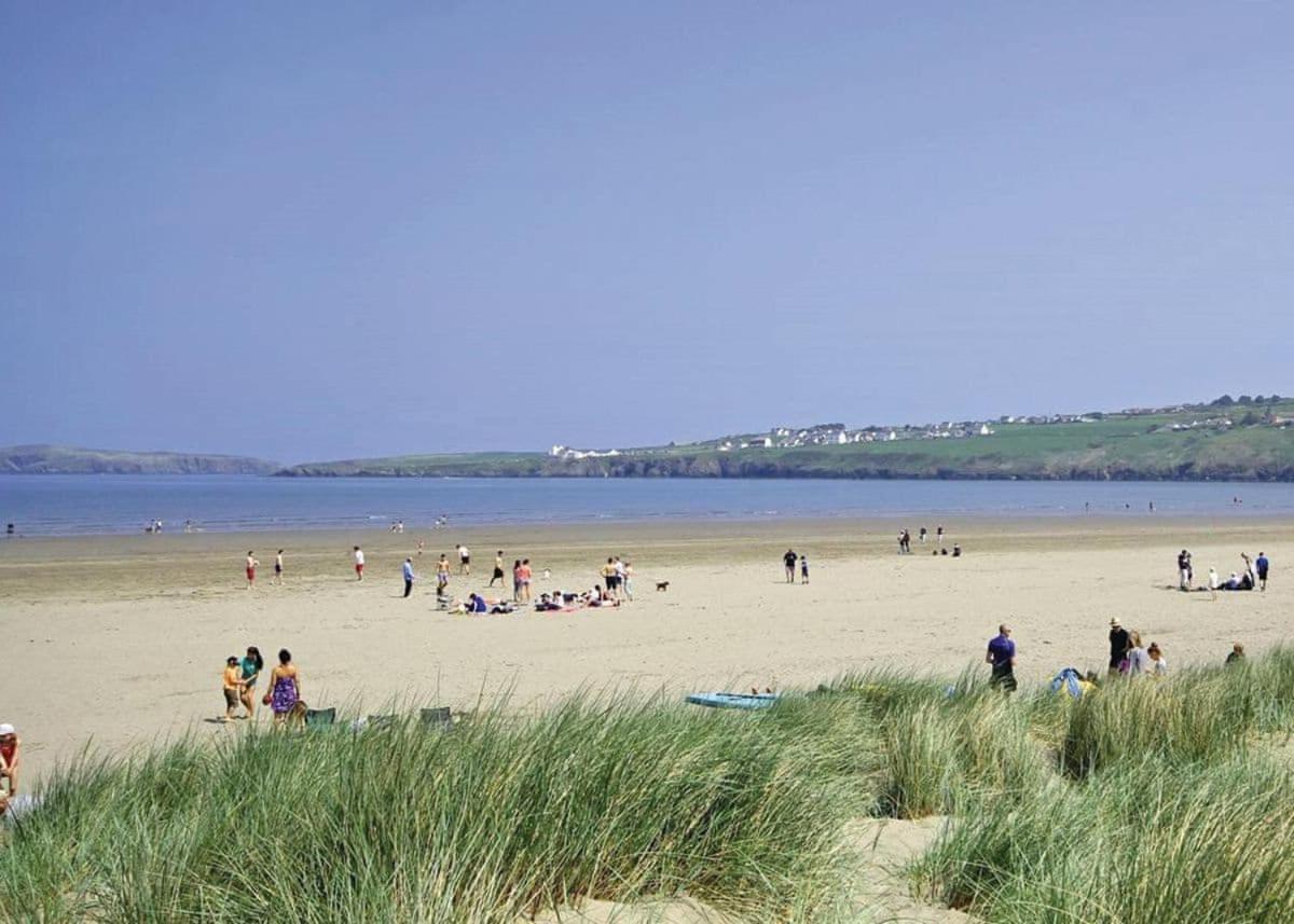 Cardigan Bay Holiday Park 외부 사진